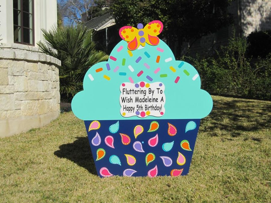 Birthday Cupcake Yard Signs San Antonio, TX Stork Lady Signs